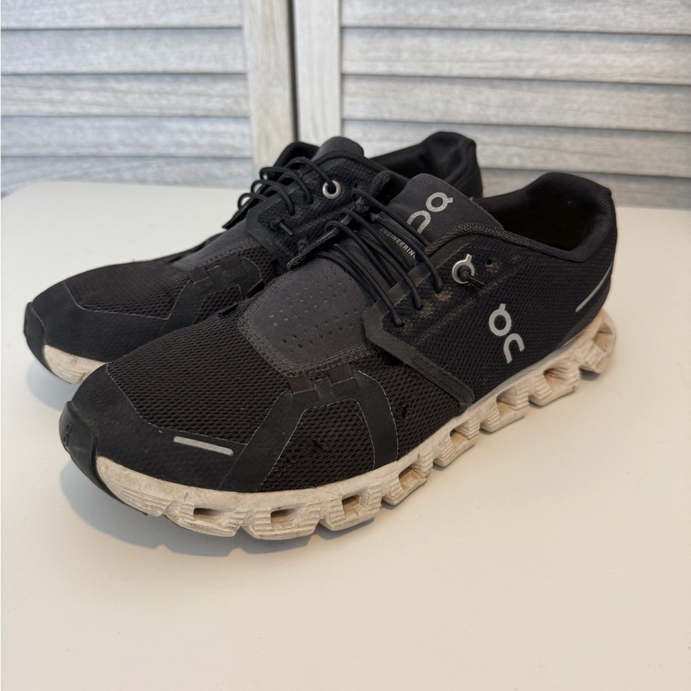 On Cloud 5 Women’s Sneakers Size 8 - Picture 2 of 7